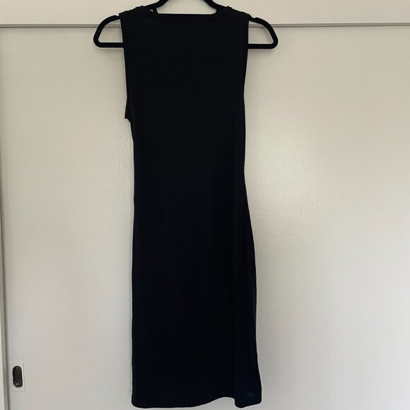 Leith Faux Wrap Sleeveless Classic Mini Dress in black - Picture 10 of 10